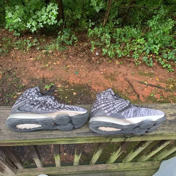 Nike LeBron 17 “In The Arena” sz 11 men - Picture 4 of 9